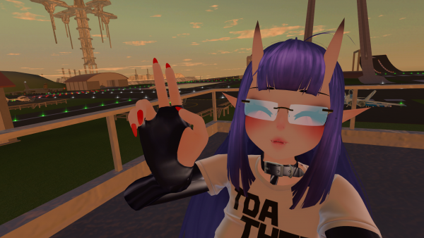 VRChat_1920x1080_2021-10-13_02-19-33.458.png